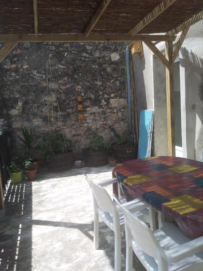 La Porte Bleue Capestang Bagian luar foto